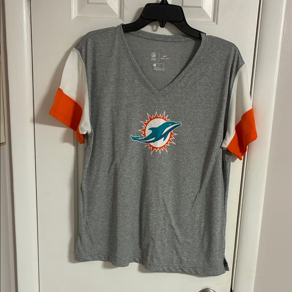 Miami Dolphins shirt